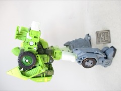 Hasbro Transformers Studio Series 86 Autobot Springer