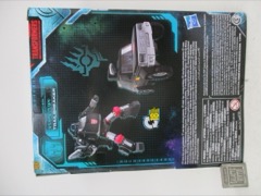 Hasbro Transformers Generations War for Cybertron Earthrise Deluxe Trailbreaker Action Figure