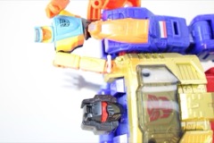 Hasbro Transformers Age of the Primes Leader G2 Universe Grimlock and Autobot Wheelie