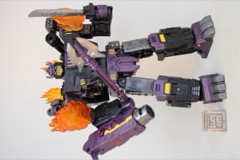 Hasbro Transformers Age of the Primes Leader The Thirteen Megatronus The Fallen