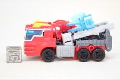 Hasbro Transformers Age of the Primes Voyager Rescue Bot Heatwave