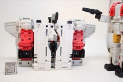 Hasbro Transformers Age of the Primes Commander Aerialbot Silverbolt