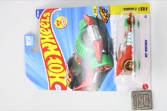 Mattel Hot Wheels Hot Wheengs Die-Cast Metal Vehicle