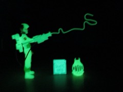 Hasbro Kenner The Real Ghostbusters Ecto-Glow Heroes Collector's Set Egon Spengler Action Figure