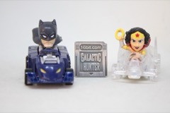 Mattel Hot Wheels Racer Verse Wonder Woman & Batman Die-Cast Metal Vehicle
