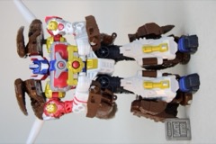 Hasbro Transformers Age of the Primes Leader Maximal Big Convoy