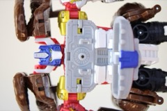 Hasbro Transformers Age of the Primes Leader Maximal Big Convoy