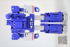 Hasbro Transformers Studio Series 86 Soundwave with Buzzsaw, Laserbeak, and Ravage