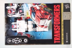 Hasbro Transformers Age of the Primes Deluxe Swerve
