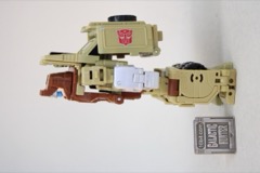 Hasbro Transformers Retro G1 Deluxe Outback