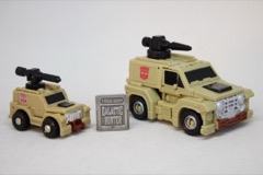 Hasbro Transformers Retro G1 Deluxe Outback
