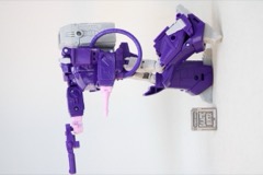 Hasbro Transformers Studio Series 86 Voyager Shockwave Action Figure
