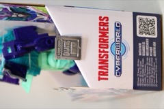Hasbro Transformers Cyberworld Energon Surge Cyber Changers Scourge
