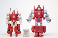 Hasbro Transformers Age of the Primes Deluxe Powerglide