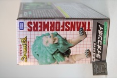 Transformers New Legends Glow-in-the-Dark Green Lio Convoy Action Figure