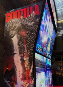 Godzilla Kaiju Wars VR
Raw Thrills Inc. Godzilla Kaiju Wars VR