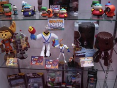 New York Comic Con 2011 - Mezco Toys
