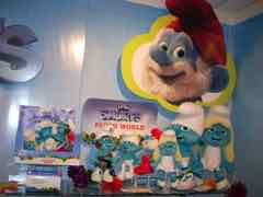 Toy Fair 2011 - Jakks Pacific Smurfs Movie - Toys and Action Figures