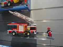 Toy Fair 2013 - LEGO City