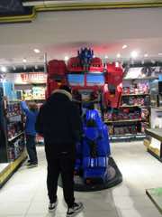 Toy Fair 2020 - FAO Schwarz - Transformers